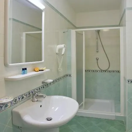 Hibiscus 3* Forio di Ischia