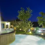 Hibiscus Hotel 3*