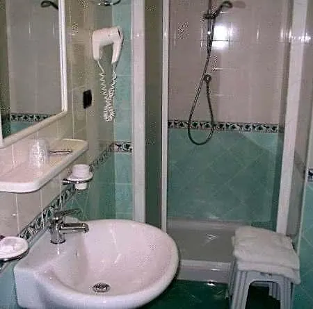 Hibiscus Hotel
