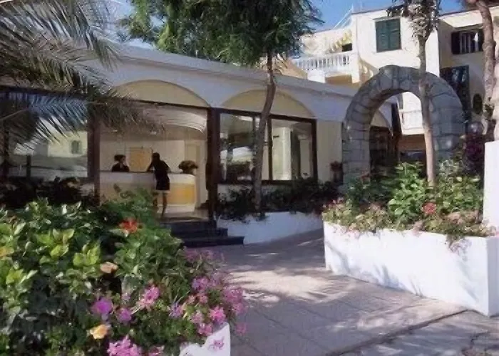 Hibiscus 3* Forio di Ischia