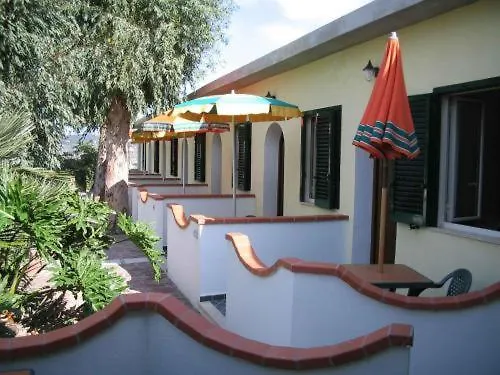 Hibiscus Hotel 3*